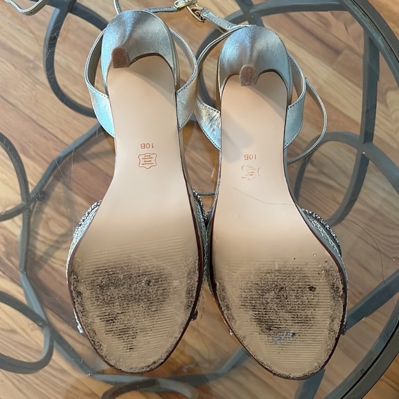 Classy Caparros heels - Picture 5 of 8